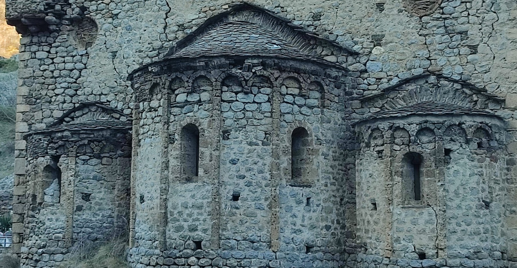 Experiència romànica: Irresoluble